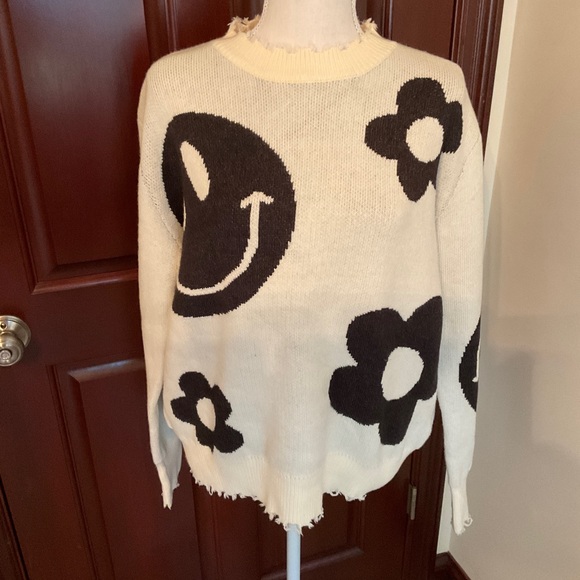 Miss Sparkling Teen Sweater. Sz. Medium - Picture 1 of 6